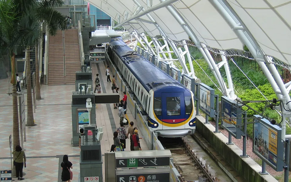 Sunny Bay Station