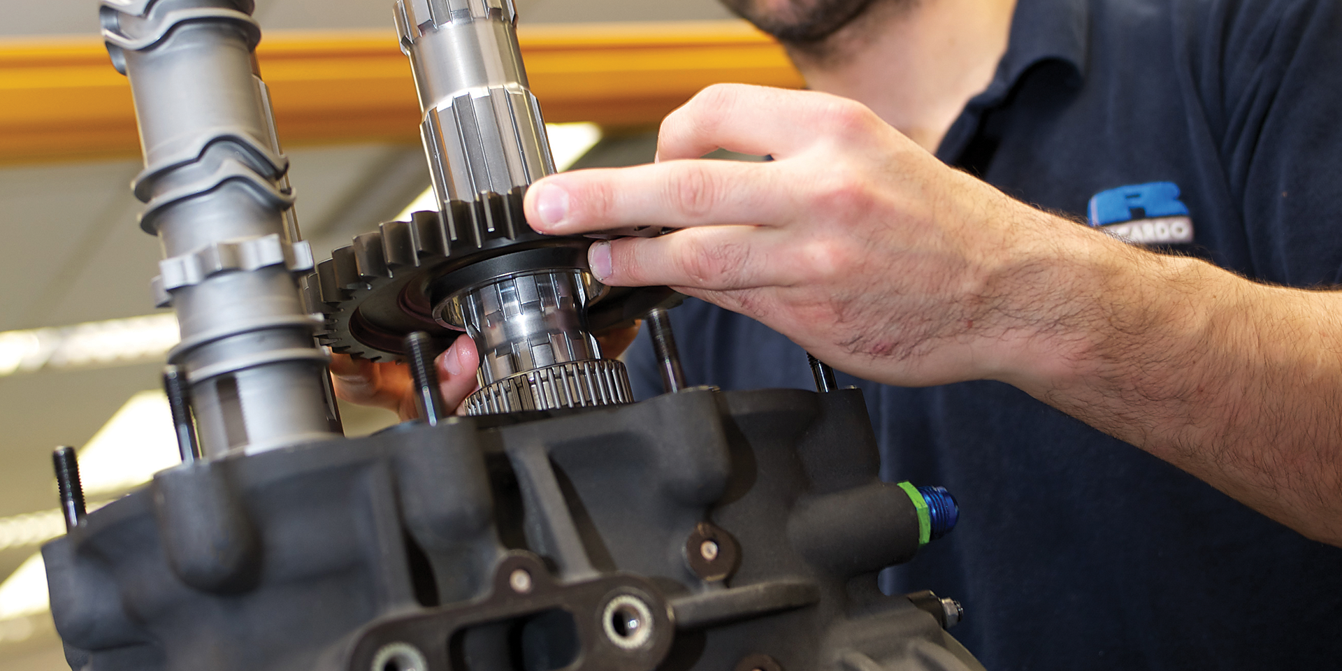Assembly of a Ricardo gearbox