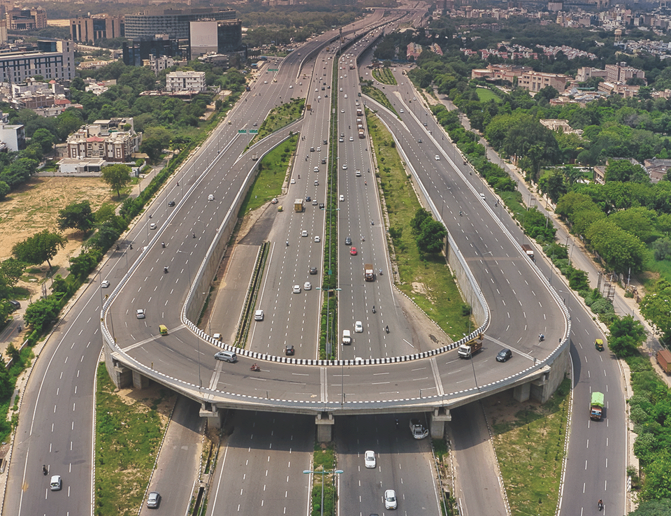 empty road near gurgaon city