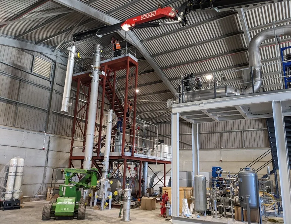 Negative Emissions Cogeneration Technology Plant Columns Crane