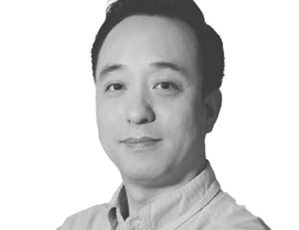 Tony Gao Headshot