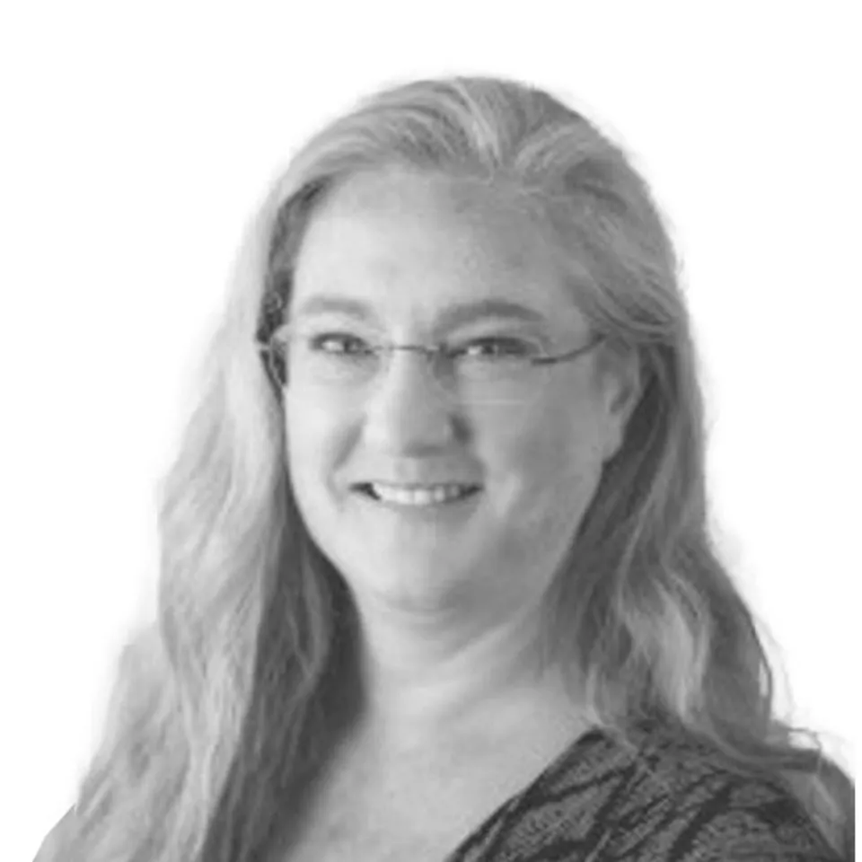 Karen Priestley Headshot