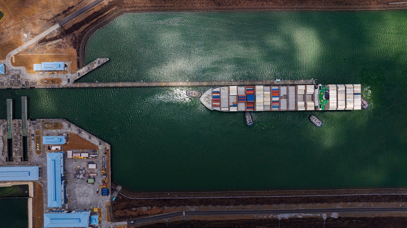 Shutterstock 2445880849