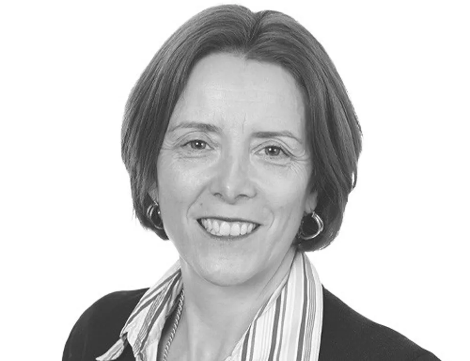 Carolyn Salmon Headshot