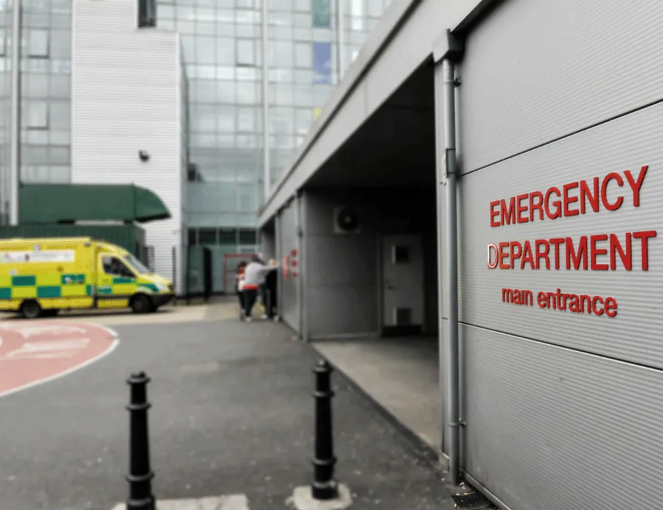 Hospital Emergency Entrance 1098124193