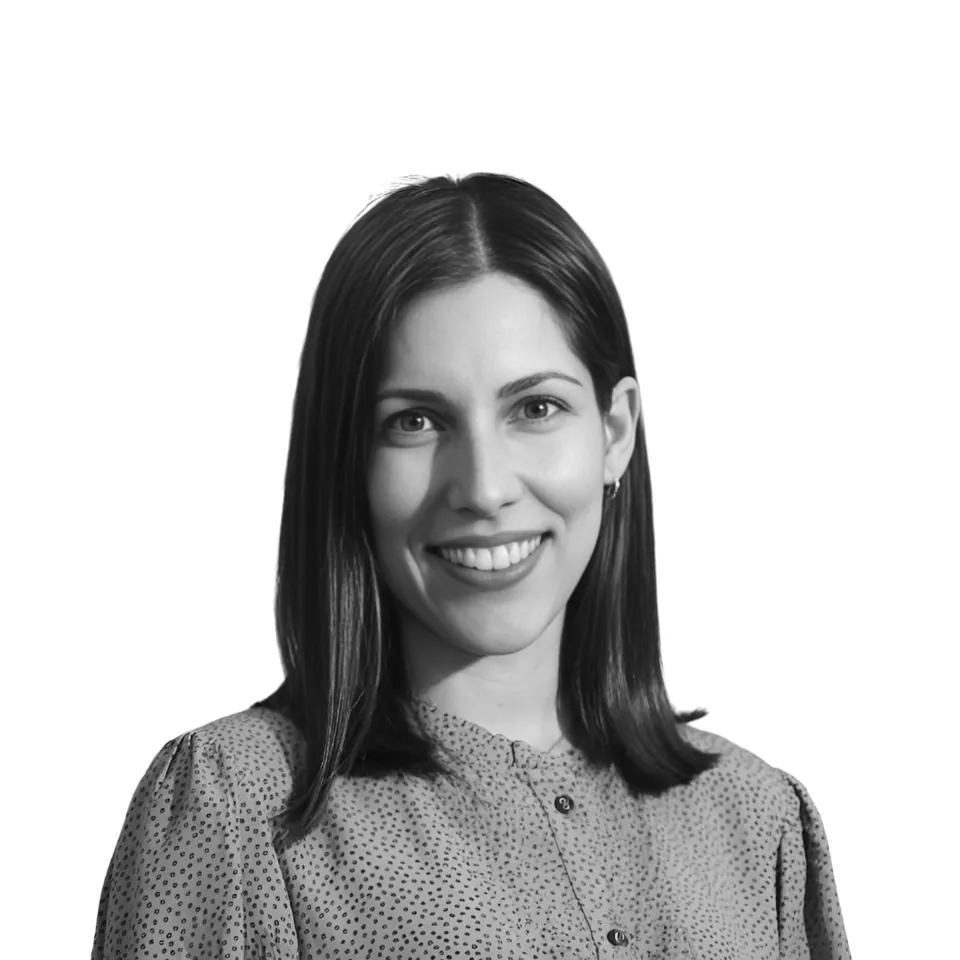 Dr Eleni Bougioukou B&W