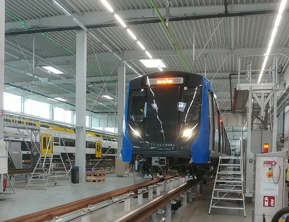 Blue Line RD Maunf700