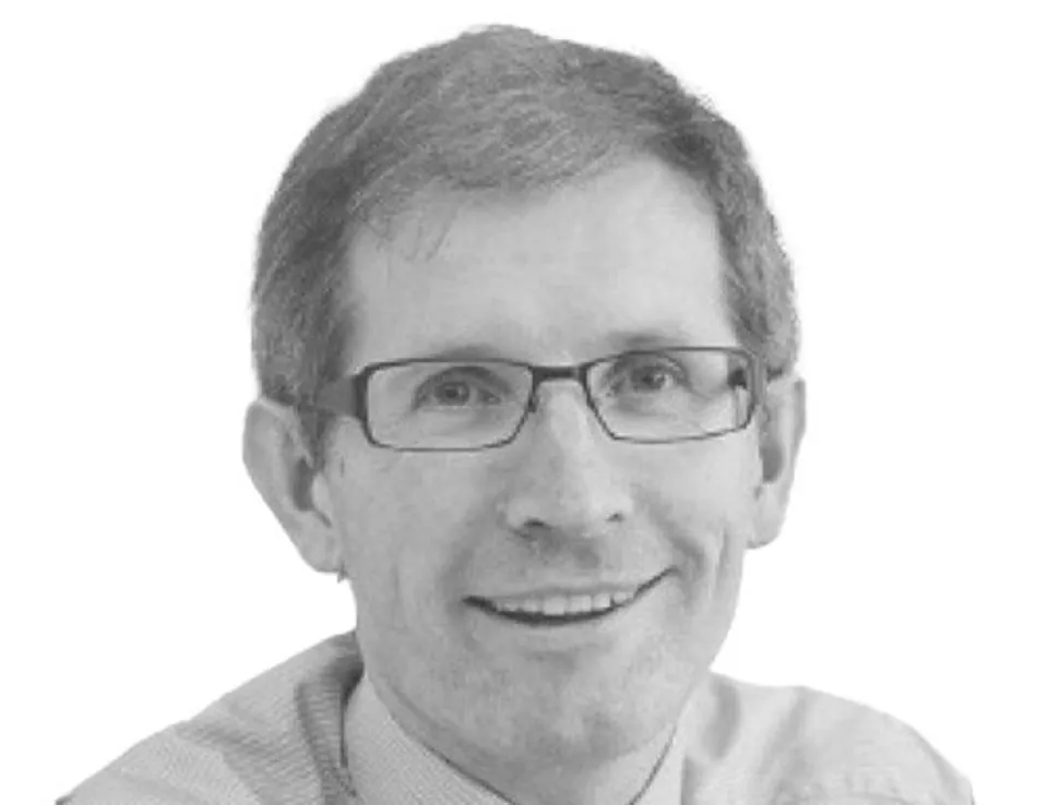 Stephen Clarke Headshot